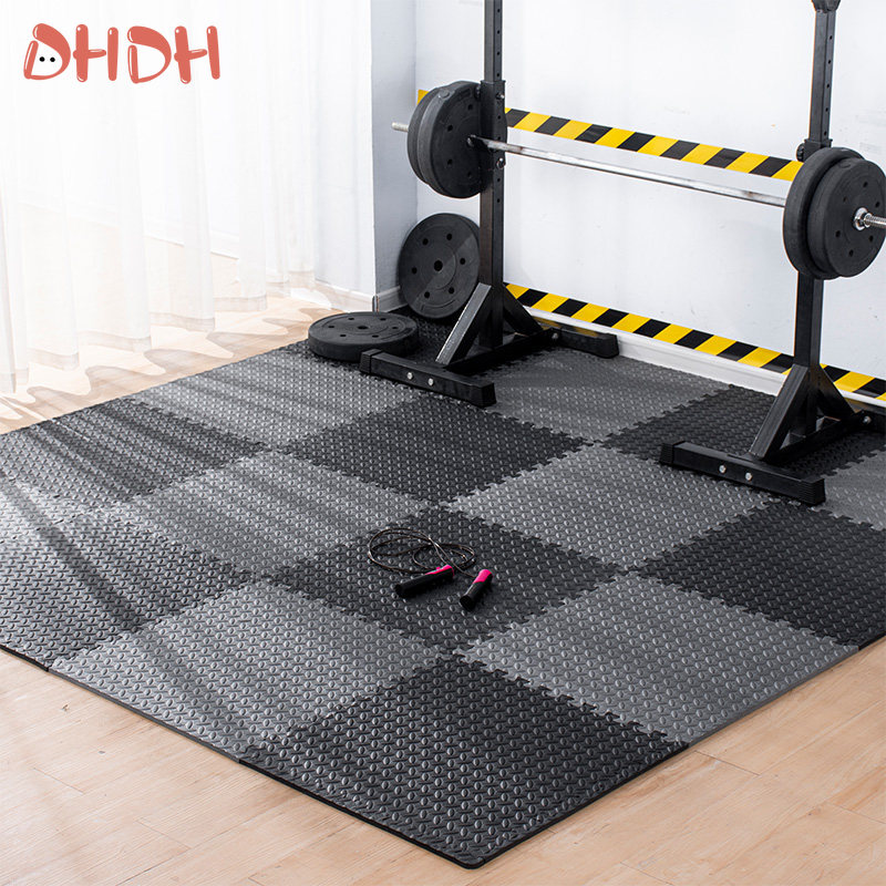 Mata na podłogę do ćwiczeń w d – Home Gym On Carpet recenzja i cena